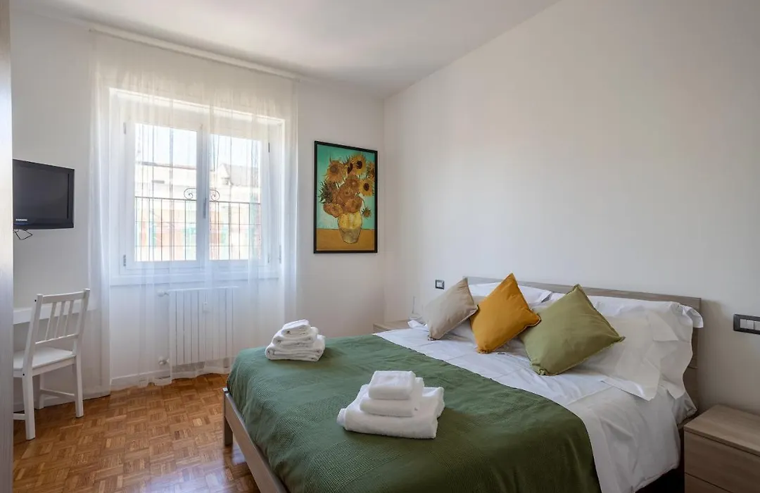 Rent Apartment - Parking And Comfort - Spacious Apt Up To 8 Pax-1